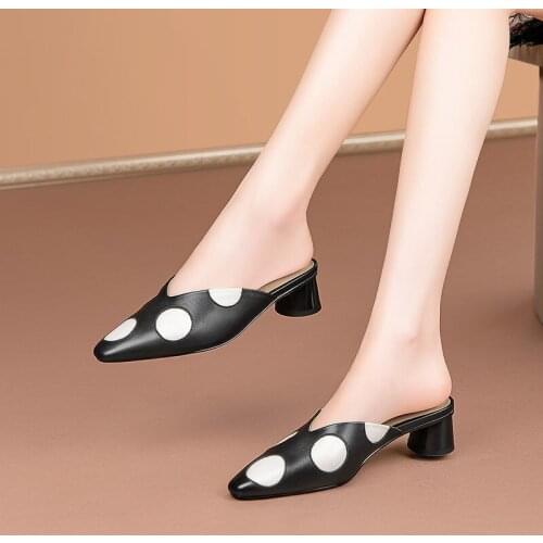 2021 new summer wave point fashion outer wear womens shoes half drag thick heel round head sandals and slippers