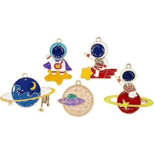 10pcs Star Moon Astronaut Spaceship Planet Enamel Charms Pendant For Necklace Bracelet DIY Fashion Jewelry Accessories Findings