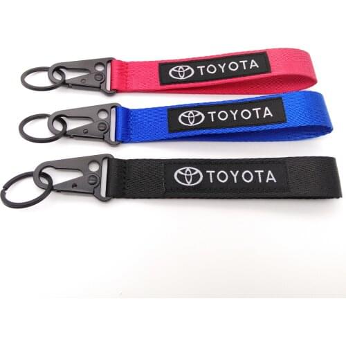 Leather Car Keychain Car Key Ring Holders For Toyota Chr rav4 Yaris hilux prius avensis Corolla Camry Auto Accessories