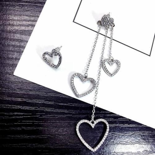 Korean Version Of The New Fashion Earrings Personality Temperament Asymmetric Temperament Chain Love Earrings Ladies Wholesale