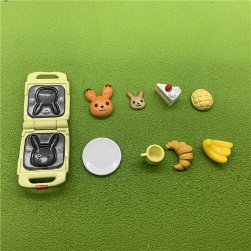 Geniune Sylvanian Doll Families Dollhouse Animal Figures furniture set clothes house food without package