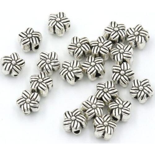 50pcs/lot Flower Shaped SilverColor Loose Spacer Metal Beads For Jewelry Finding Handmade Necklace Diy Jewelry Accessories