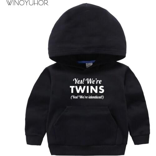 Yes We Are Twins Hoodies Baby Boys Girls Letter Printed Long Sleeve Sweatshirts Children Casual Pullovers 2020 New Autumn Winter