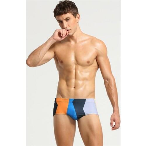 New Mens Swimsuit Sexy Swimwear Mens Swimming Trunks Beach Wear Bathing Surf Swim Shorts Quick Dry Fashion Sport Sunga Hot Male