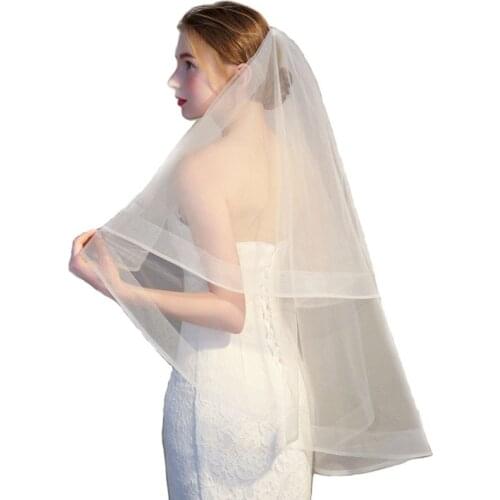 2-Tier Wedding Bridal Veil with Comb Fingertip Length Elegant Sheer Tulle Delicate Trim Adornment Short White Veils