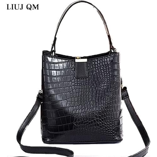 Vintage Womens Shoulder Bags 2021 New Women Bag Fashion Messenger Bags Luxury Handbags Womens Designer Large-capacity Handbag