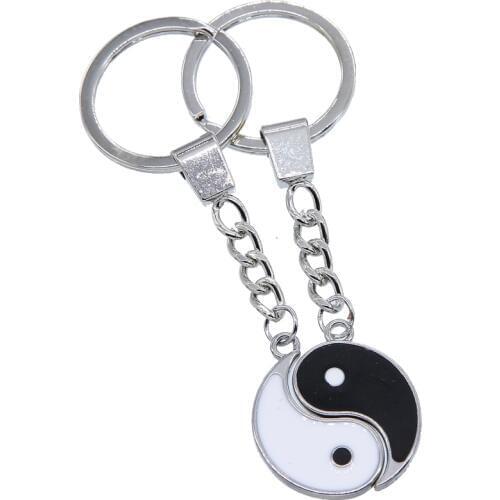 Exquisite pairing China yin yang couple keychain creative car keychain men and women key ring Enamel Black White Couple Charm