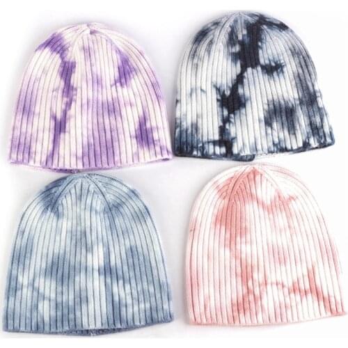 New Fashion Design Tie Dyed Hats For Women Men Elastic Knitted Stripe Beanie Warm Thick Knitted Cap Candy Color Skullies Caps