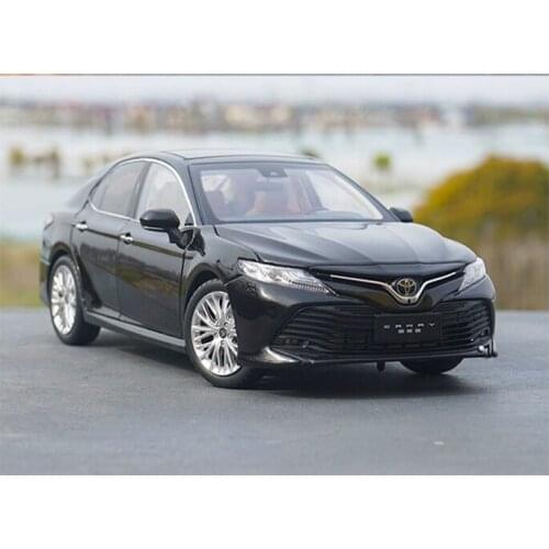 1:24 Toyota Camry Alloy Car Model Diecasts & Toy Vehicles Toy Car Metal Collection Model High Simulation Children Toy Gift