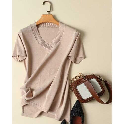 Fashion Design Women T-Shirts 2021 Summer New Knitted Solid V-Neck Short Sleeved Office Lady Elegant Pulls Outwear Coat Tops