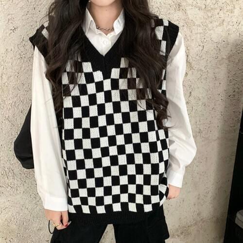 Oversized Knit Vest Womens Black and White Checkered V-Neck Sleeveless Pullover Knit Tops egirl Schoolgirl Harajuku Streetwear