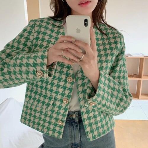 Fringe buttoned V-neck weave tweed jacket 2021 new womens temperament casual top Spring fragrance woman jacket