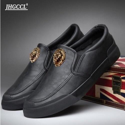 Mens Brand designer breathable sneaker large size leather shoes a foot sneaker designer driving shoes A38