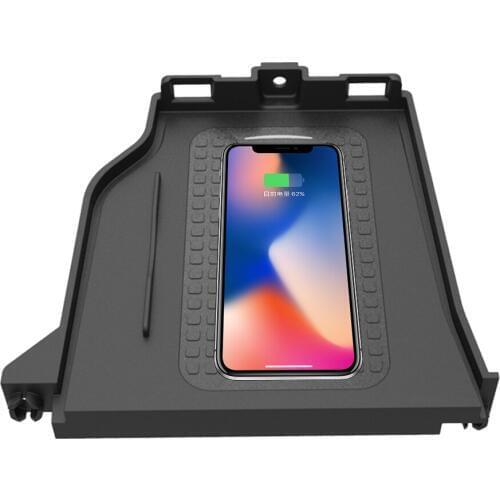 Aotsr QI Wireless Car Charger For Toyota Land Cruiser 2014-2018 Intelligent Infrared Fast Wireless Charging Car Phone Holder