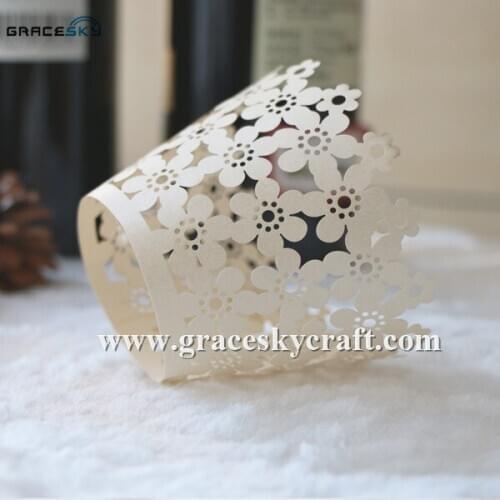 50pcs New white Laser Cut flowers wedding Cupcake Wrappers Baking Cake holders Party Cupcake accessory.23colors