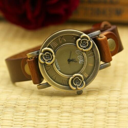 Shsby New Rose Antique Cow Leather Strap Watches Women Dress Bracelet Watches Female Bronze Quartz Watch Student Leisure Watch