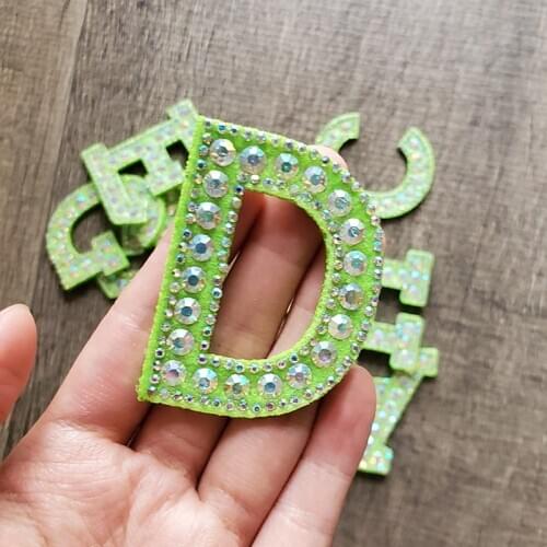 A-Z Green Crystal Rhinestone Letter Patch Iron on Clothing Applique 3d English Letter Sticker Stripes Badge For Clothes Bag Shoe