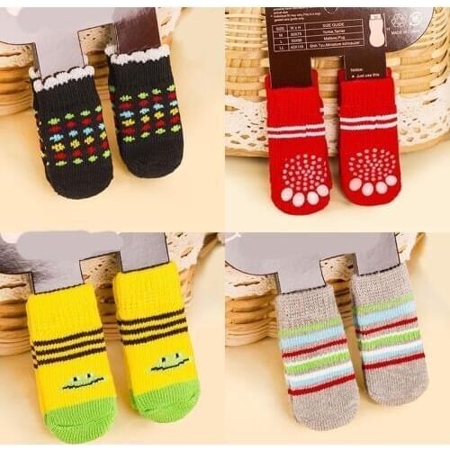 4pcs Warm Puppy Dog Shoes Soft Acrylic Pet Knits Socks Cute Cartoon Anti Slip Skid Socks For Small Medium Dogs Pet Product S/M/L