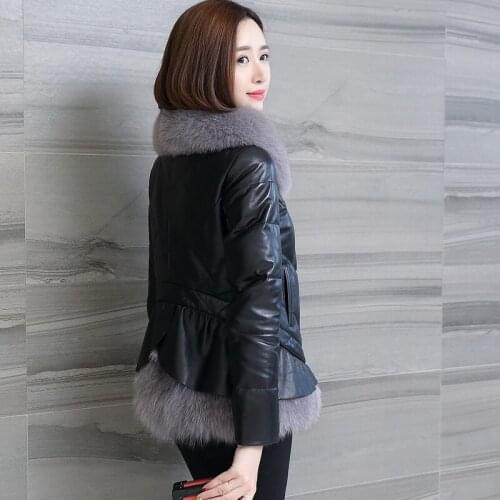 Genuine Leather Women Winter Sheepskin Coat Womens Down Jackets Fox Fur Collar Short Female Jacket Macaw KJ703