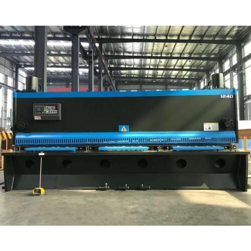 Factory Price QC11K-8x3200 Guillotine CNC Shearing Machine