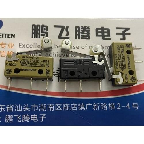 1PCS Germany SAIA-burgess XCG8-S1Z1 micro switch 3 feet with roller swing lever stroke limit switch