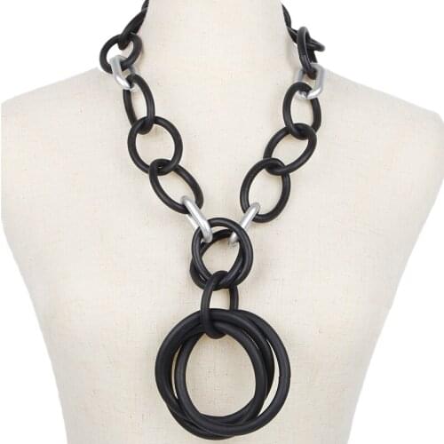 YD&YDBZ Fashion Gothic Rubber Necklace Red Black Gray Beige Handmade Sticky Circle Dress Simple Plastic Sweater Chain Jewelry