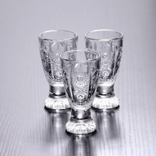 6Pcs Creative Engraved Shot Glasses Lead-free Wine Glass Mini Glass Cups For Liqueur Tequila Home Bar Party Drinkware 40ml Gifts