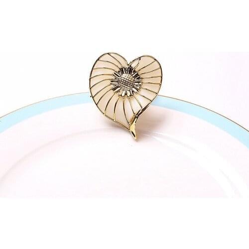 10PCS/acrylic creative lotus leaf napkin ring table top decoration used for festive cocktail reception western food etiquette