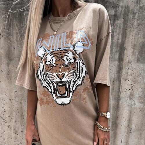 2021 Vintage Khaki Roaring Tiger Printed Graphic Tee Oversized T Shirts O-neck Casual Shirt Dress Summer Japanese Korean Fashion