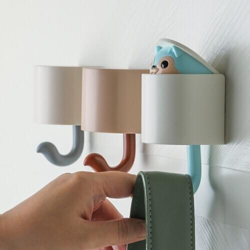 Hot Squirrel Adhesive Wall Hook Room Decoration Cartoon Cute Kitchen Hooks Key Holder bathroom Rack Accessories