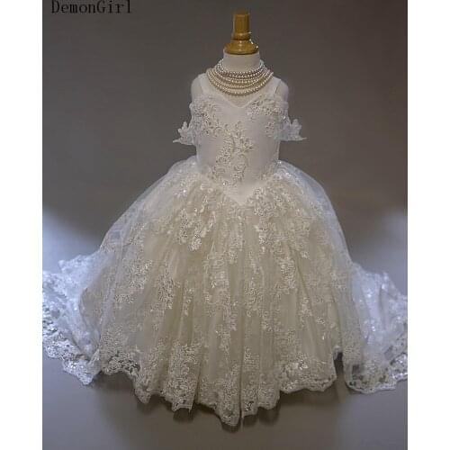 Ivory Flower Girl Dress Sleeveless Lace Applique Ruched Girl Communion Dress Sweep Train Girls Birthday Party Gown