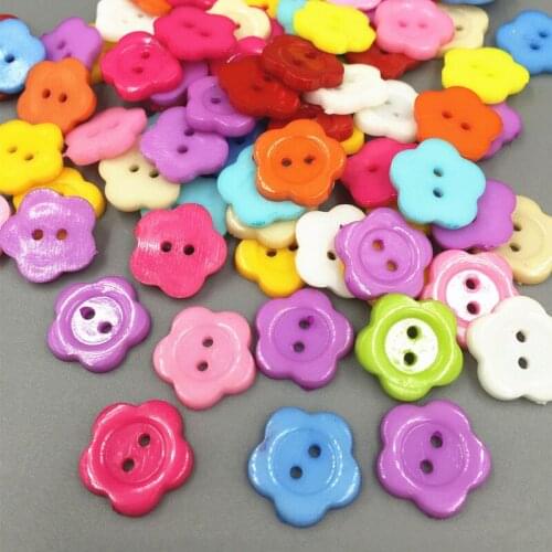 DIY 200PCS Resin Mixed color buttons Sewing Scrapbooking 2-Holes Flowers 13.5mm