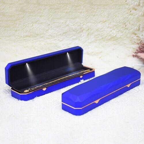 Luxury LED Wedding Ring Box Valentine Jewellery Gift Plastic Display Storage Organizer Jewelry Box 1pcs