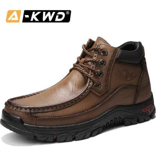 Fashion High Top Sneakers Man Werk Schoenen Genuine Leather Man Shoe Outdoor Leisure Hiking Shoes Autumn Breath Mens Work Boots