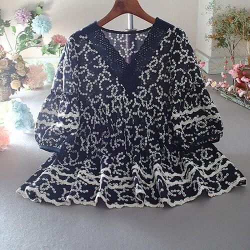 Womens Spring Summer Designer Vintage Embroidery Cotton Shirt Female High Waist Casual Loose T Shirt Top TB556