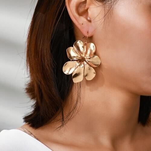 LIMARIO Elegance Gold Big Flower Drop Dangle Earring for Women Trendy Metal Floral Party Jewelry Gift Pendientes