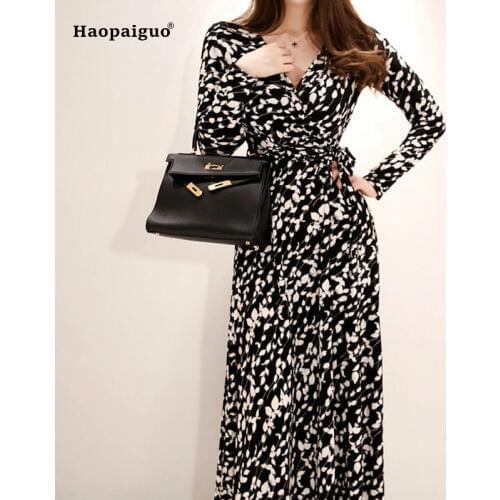 2018 Plus Size Loose Dress Autumn Women Black Print Long Sleeve V-neck Ankle-length Casual Floral Dress Office Lady Club Dresses