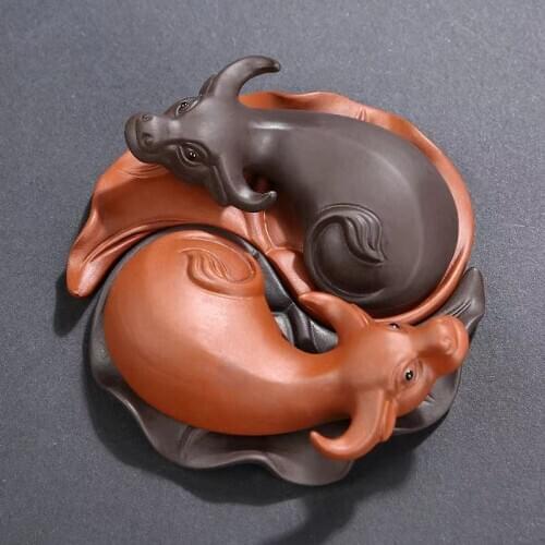 Cow Tea Pet Tea Ceremony Creative Ornaments Cattle Turn Qiankun Kung Fu Tea Accessories Zisha Can Raise Tea Play Cattle Gas