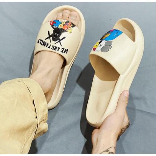 Famous designer Summer Men Indoor Slippers Floor Flat Shoes Indoor Flip Flops Female Bathroom Home Slippers Zapatillas De Hombre