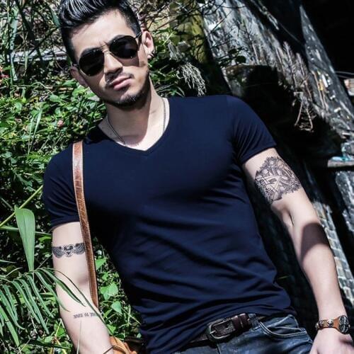 2019 New Short Sleeved T-shirts Close-fitting Solid Color Shir Mens T-shirts Multicolor Short-sleevet Shirts Dress Casual Wear