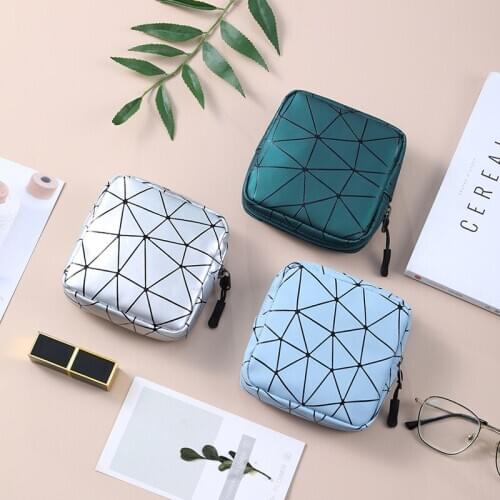 Make Up Bag, Waterproof Box, Travel Large Capacity Portable Zipper Diamond Pattern Cosmetic Storage Pack
