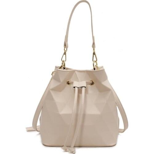 2021 New Popular Single Shoulder Bag Solid Color Geometric Rhombus Messenger Bag Female Large Capacity Pumping Bucket Bag