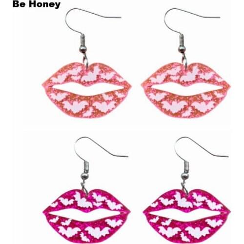 Bling Bling Glitter Acrylic Made Sexy Lips with Bats around Dangle Earring Womans Daily Chic Accessories