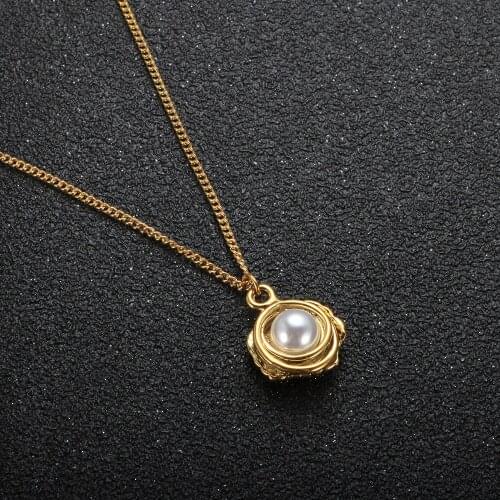 Retro Shell Imitation Pearl Necklace Gold Plated Women Charm Necklace For Fashion Jewelry Gift