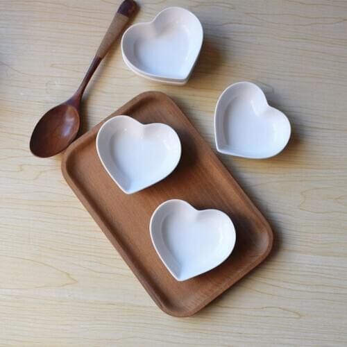 Creative 4PCS Cute Heart Small Saucer Shape Mini Plate Ceramics Cartoon Dish Snack Plate Salad Dinner Tray WJ71