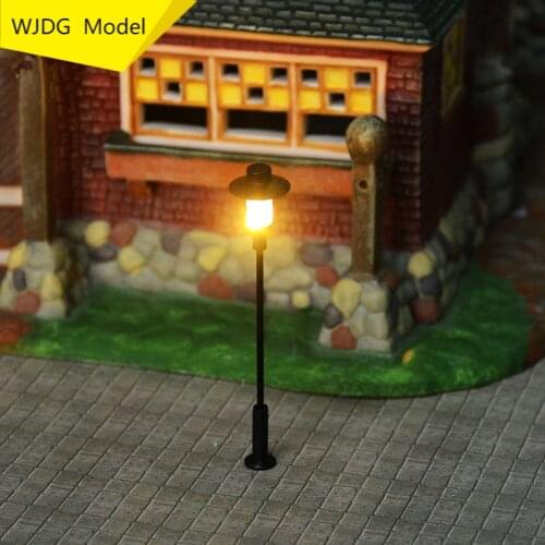 1pcs 1:100 3V LED mini iron pole model courtyard lamp handmade DIY building sand table micro-landscape scene materials