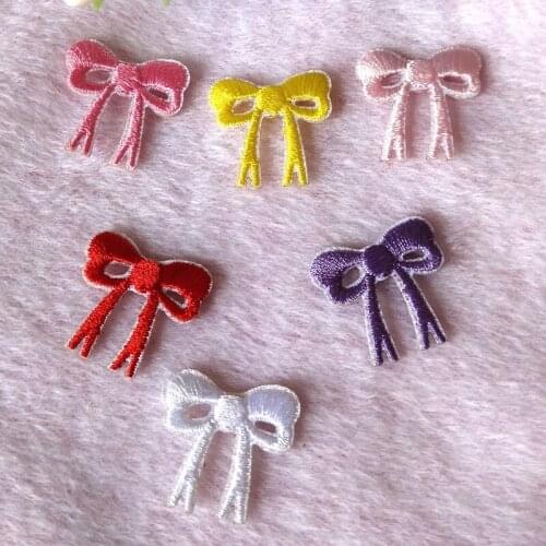 100pcs/lot Small Embroidery Patch Butterfly Bow Cellphone Album Art Diy Clothing Decoration Sticker Iron Heat Transfer Applique