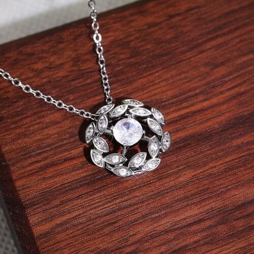 Charm Female Pendant Necklace Chic Bridal Wedding Engagement Jewelry Inlaid Dazzling White CZ Crystal Necklace Jewelry Wholesale