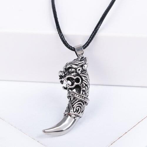 1pc Punk Stainless Steel Mens Domineering Wolf Tooth Shape Pendant Necklace Jewelry Fashion Personality Necklaces Jewelry