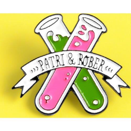 Fashion PATRI & ROBER Test Tube Chemical Brooch Enamel Pins Silk ribbon Chemistry Reagent bottle for Doctor Nurse Jewelry Gift